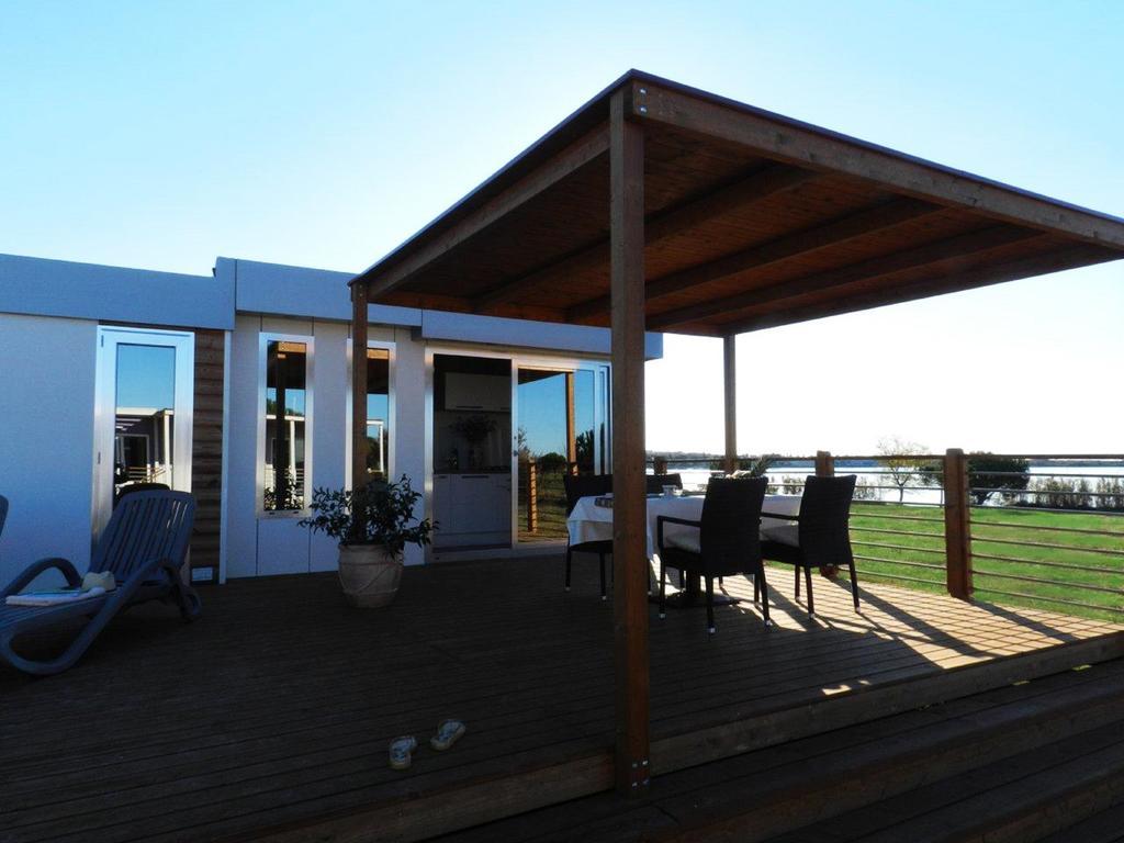 Holiday Mobile Homes Park Riviera Karigador Rum bild