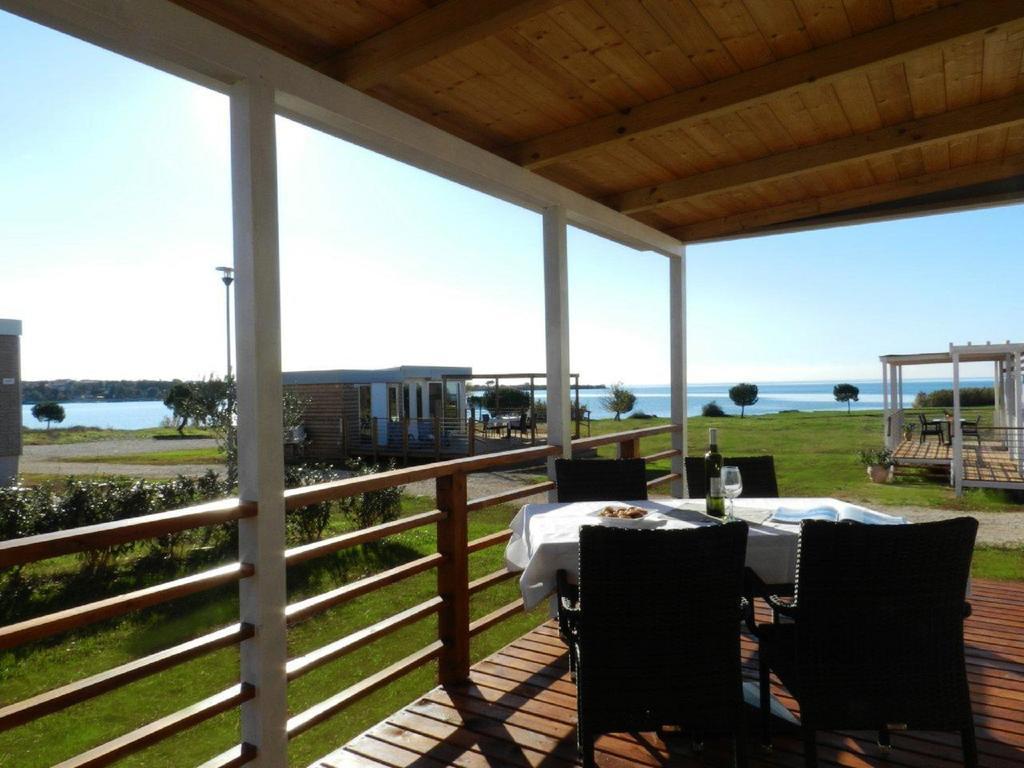 Holiday Mobile Homes Park Riviera Karigador Exteriör bild