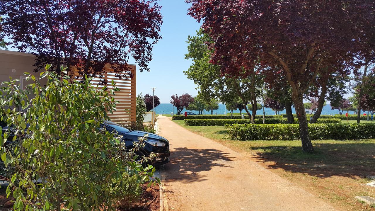 Holiday Mobile Homes Park Riviera Karigador Exteriör bild